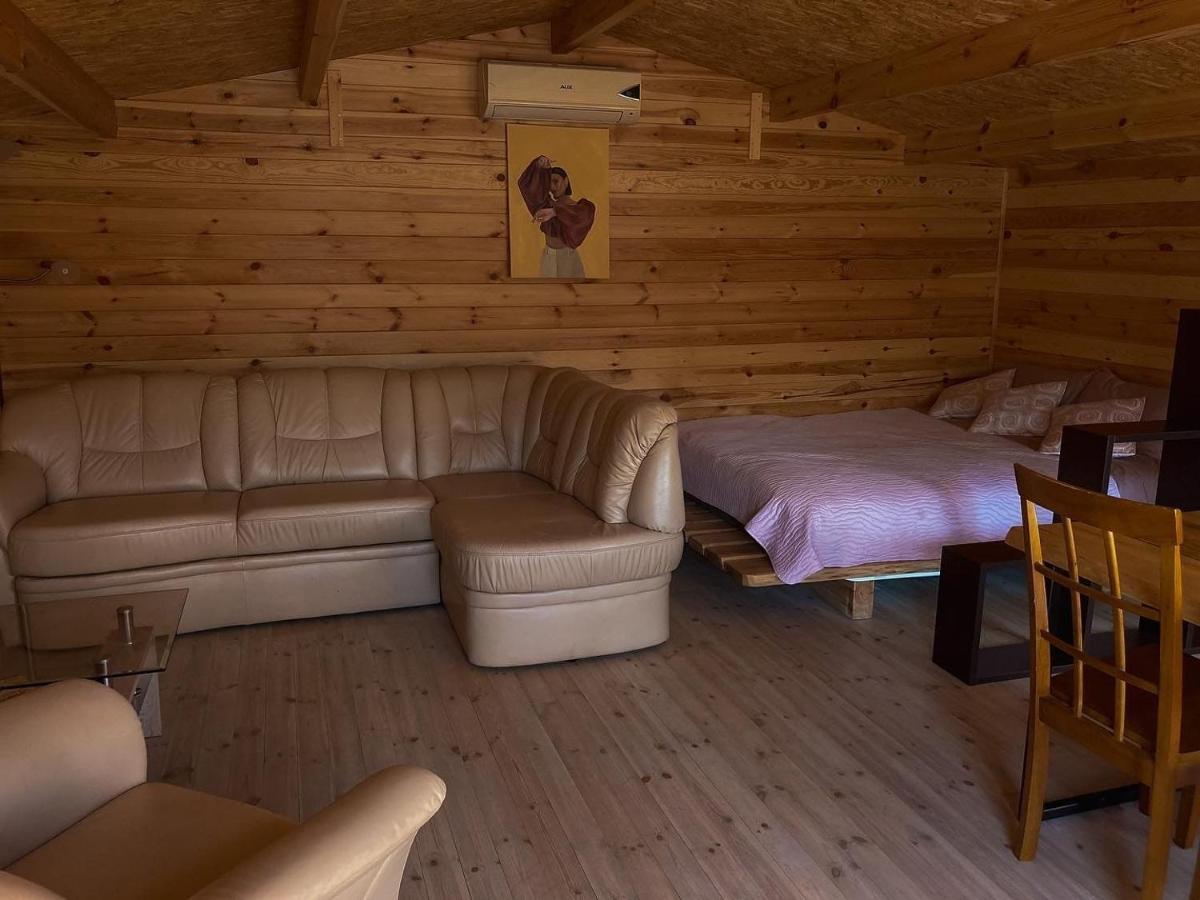 Starp Debesim Un Zemi Guest House Kraslava Luaran gambar